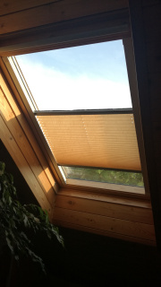 plisé roleta na střešní okno