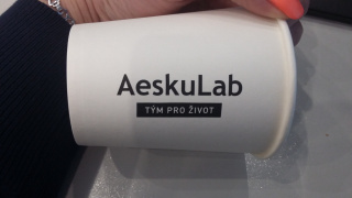 Papírový kelímek - firma AeskuLab