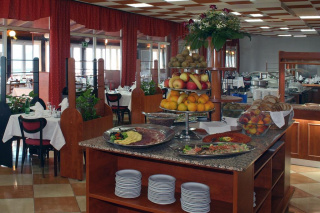 jídelna hotel Mediteran