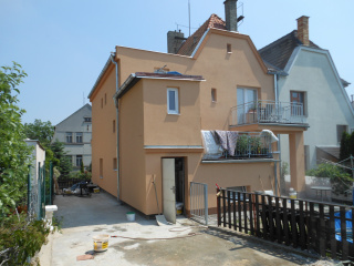 Rekonstrukce a fasáda RD - Vokovice