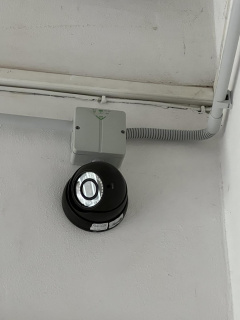 Instalace kamerového systému pro bytový dům ve Vrc
