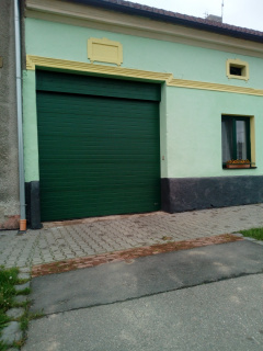 zelená vrata