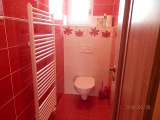 červené WC